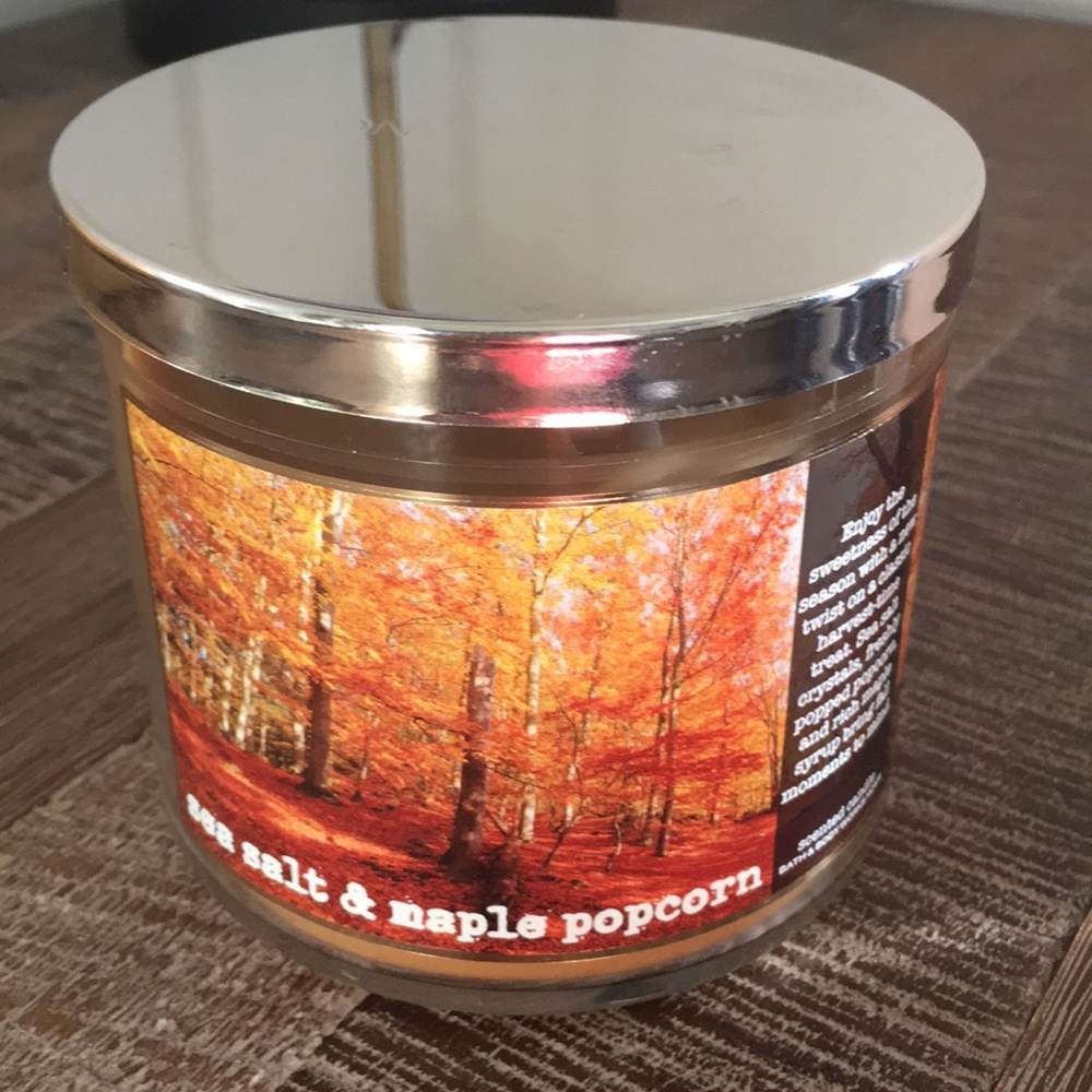 NEW SEA SALT & MAPLE BATH AND BODY WORKS CANDLE!!
